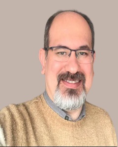 Doç. Dr. Aydoğan KUTLU