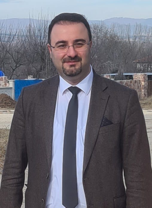 Doç. Dr. Deniz KUNDAKÇI Bölüm Başkanı