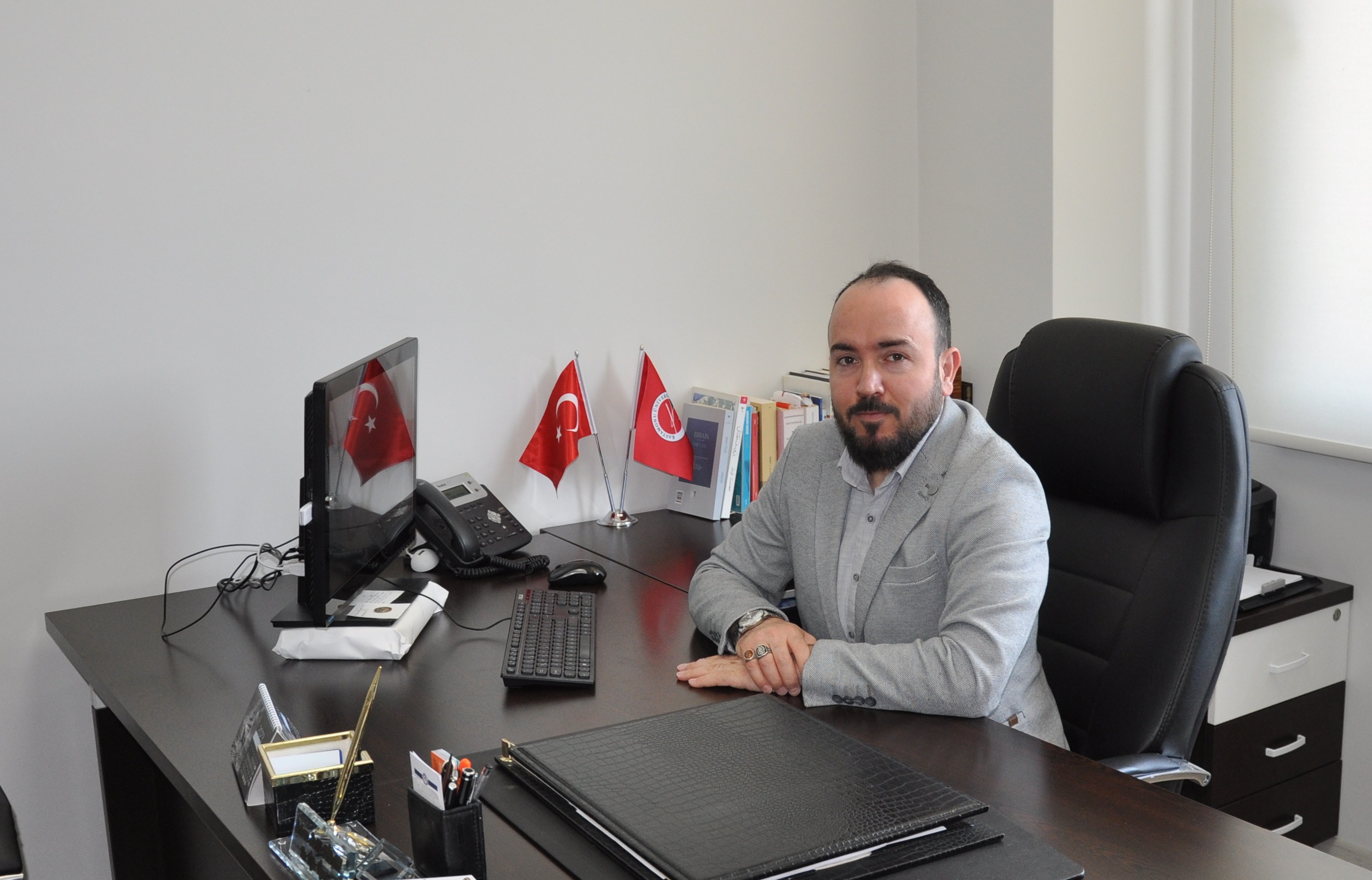 Dr. Öğretim Üyesi Erhan Salih Fidan