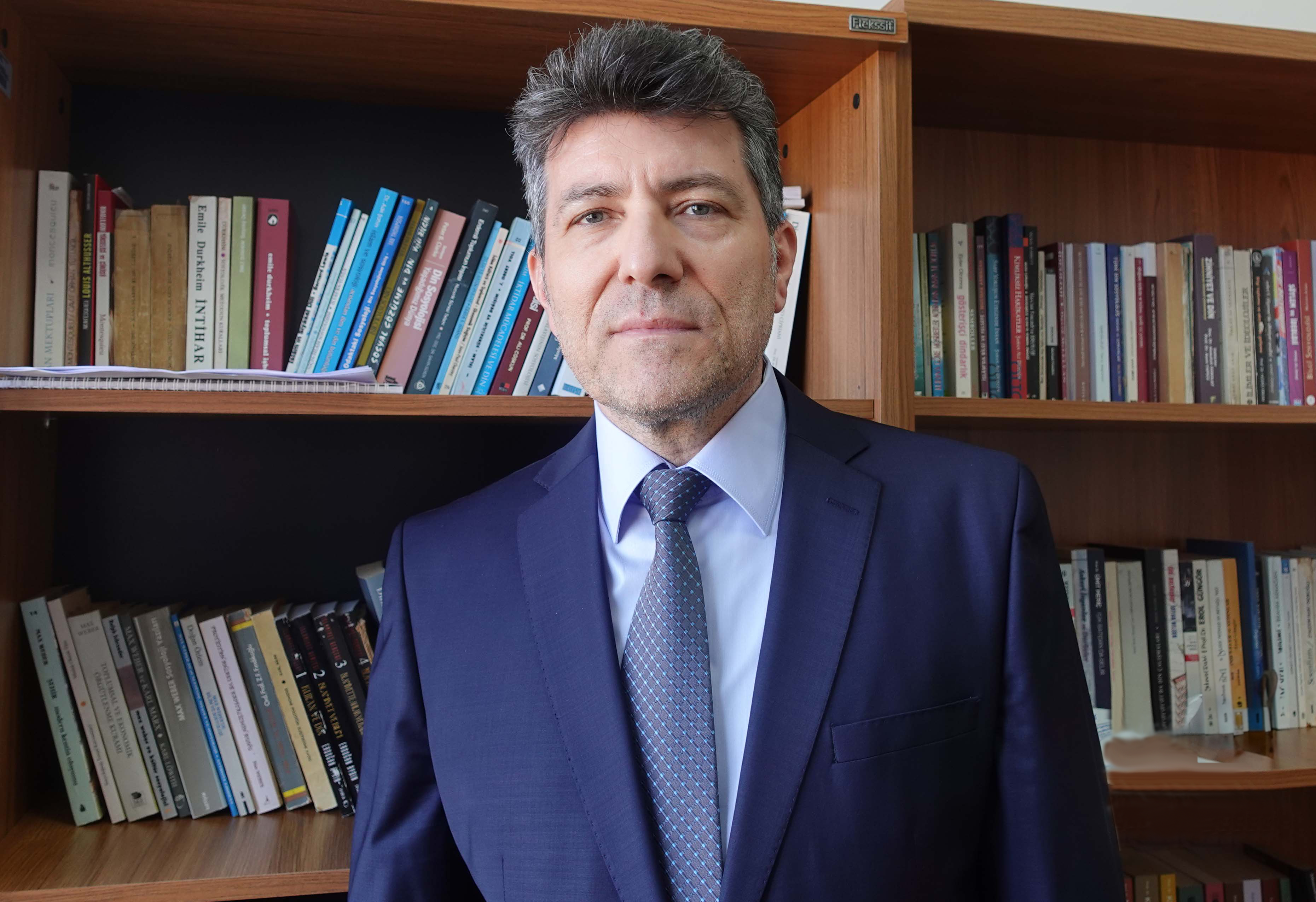 Prof. Dr. Ali Bayrak