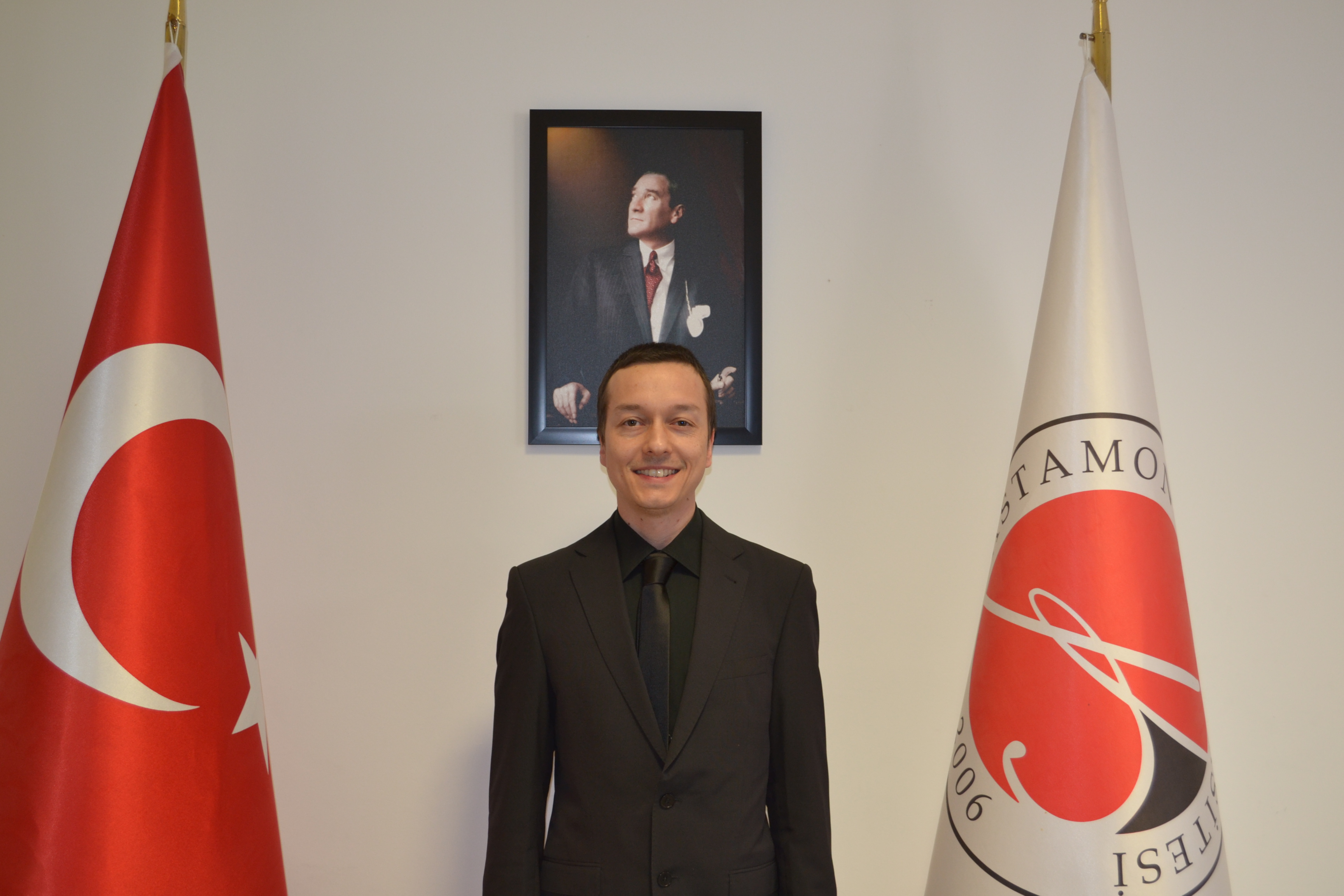 Doç. Dr. Arıkan EKTİRİCİ