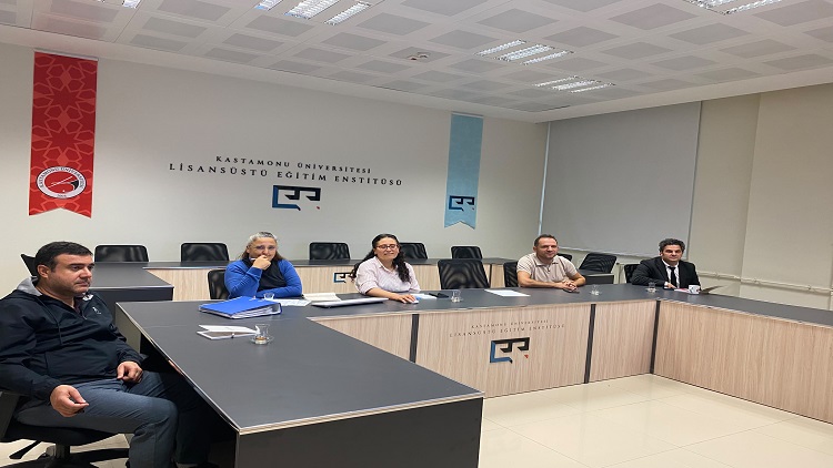 Lisansüstü Eğitim Enstitüsünde Kalite Toplantısı Gerçekleştirildi